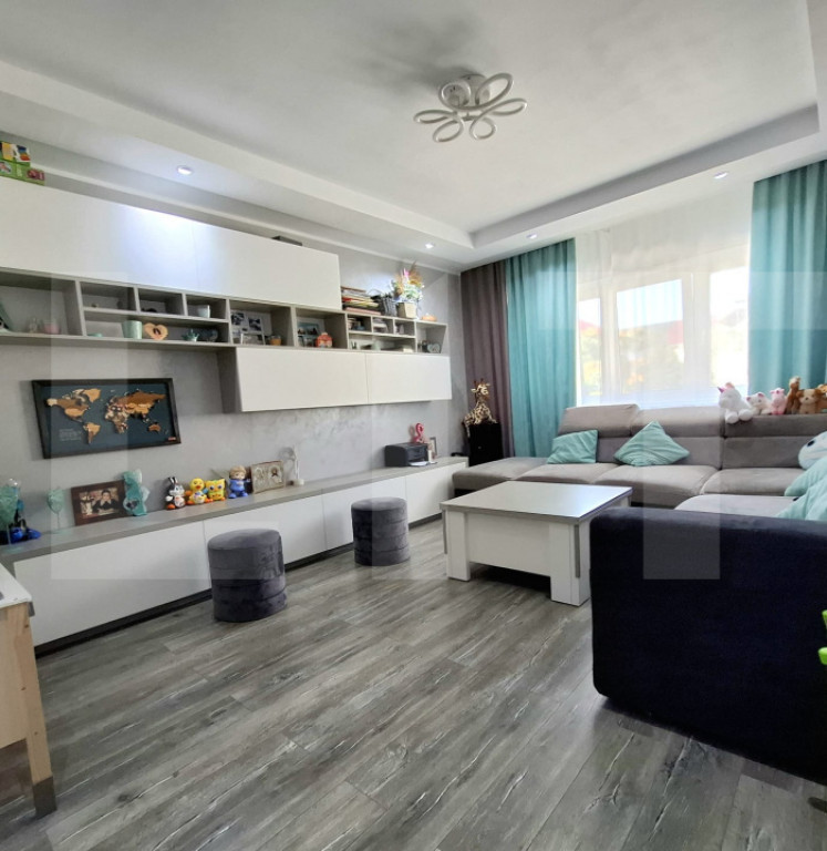Apartament transformat în 3 camere – zona centrală