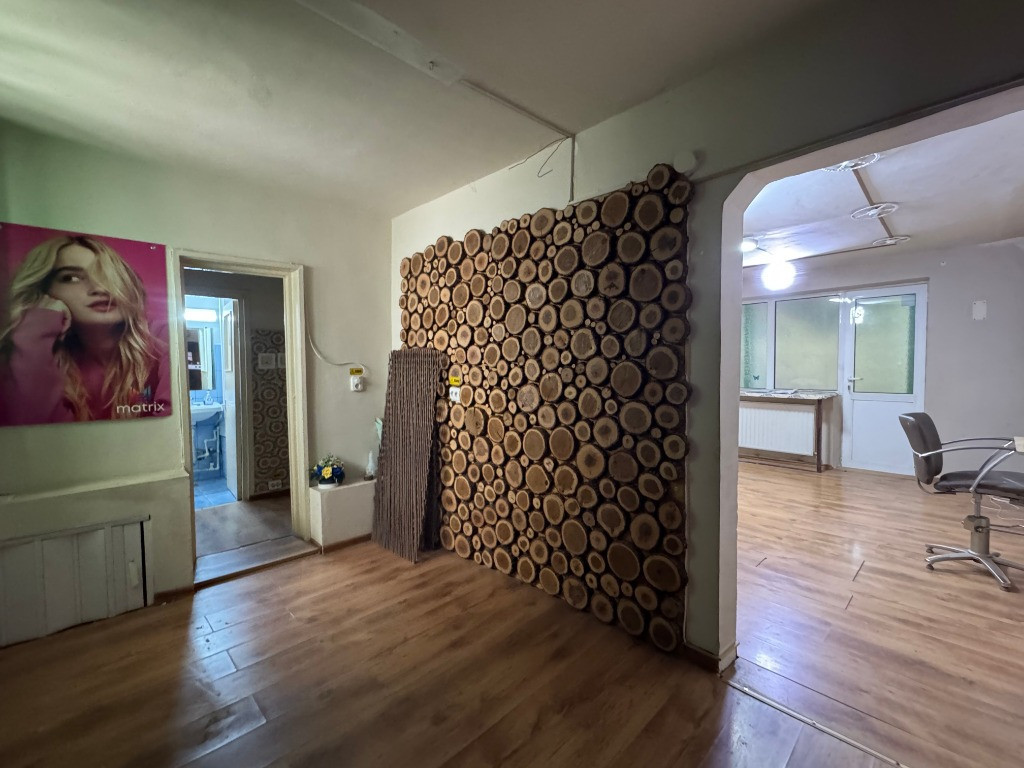 2 cam, parter, cu balcon, 50 mp, fara imbunatatiri, str. Unirii