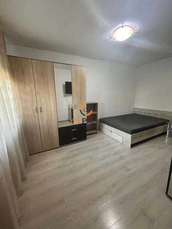 Apartament cu o camera la parter zona Dambovita