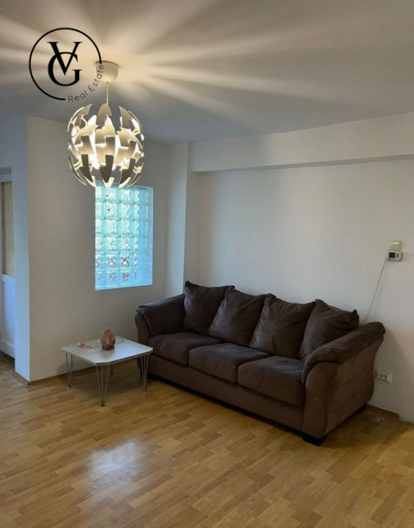 Apartament trei camere - Militari