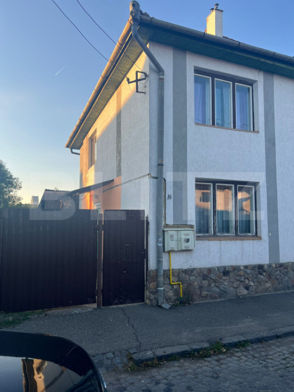 Casă în oraș, liniște și intimitate – zonă Autogară