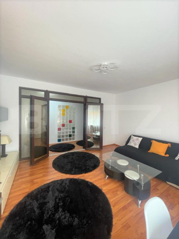 Apartament 3 camere, 87 mp, garaj, Piata Engels