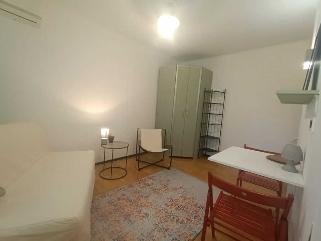 Garsonieră de închiriat – Strada Moise Nicoară, zona Un