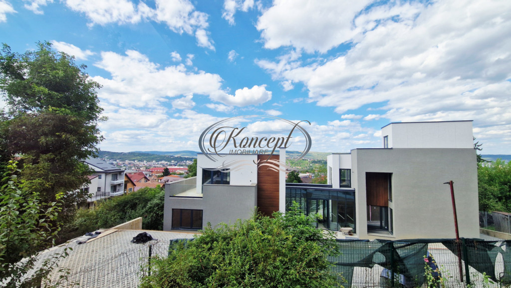 Apartament spatios la cheie in apropiere de UMF