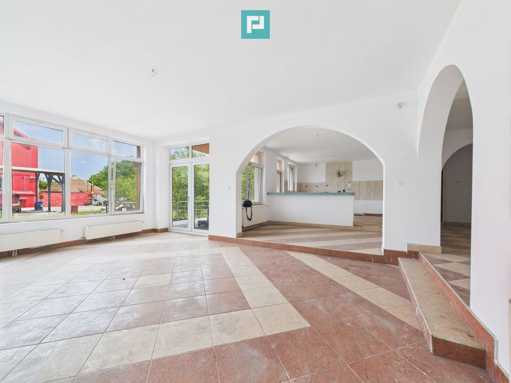 Casă spațioasă Mehala- Mircea cel Bătrân