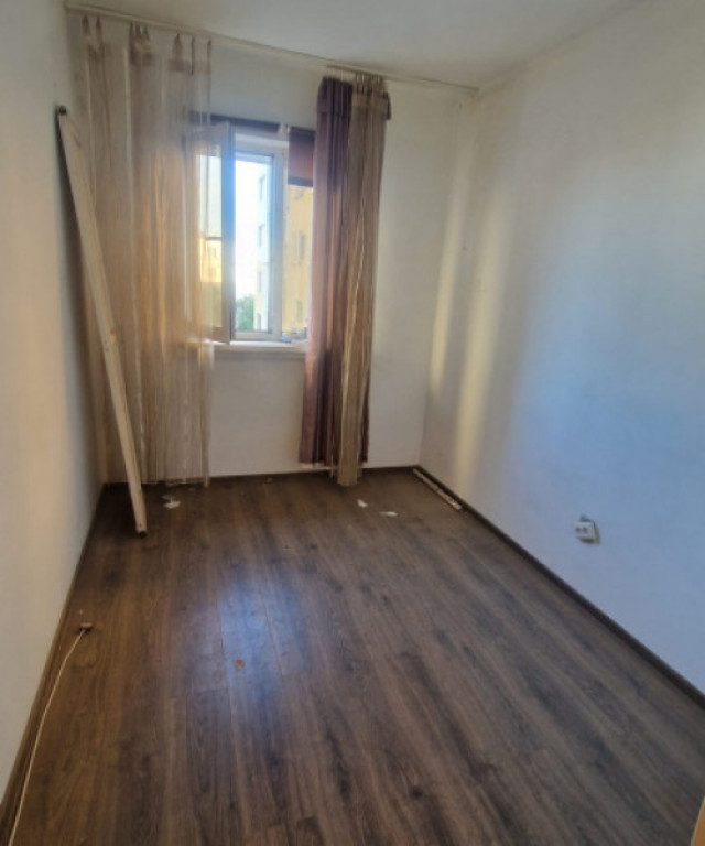 ALUNISULUI- GARSONIERA CONFORT 2 , ETAJ 3