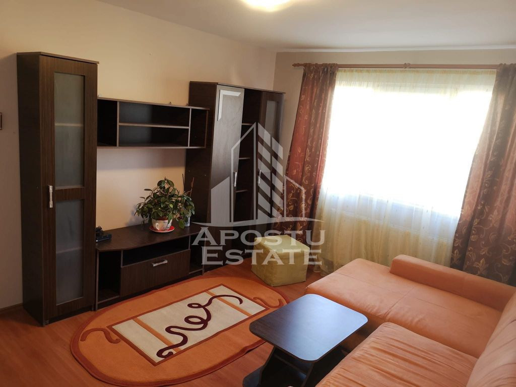 Apartament cu 3 camere, complex rezidential nou, zona Cen...