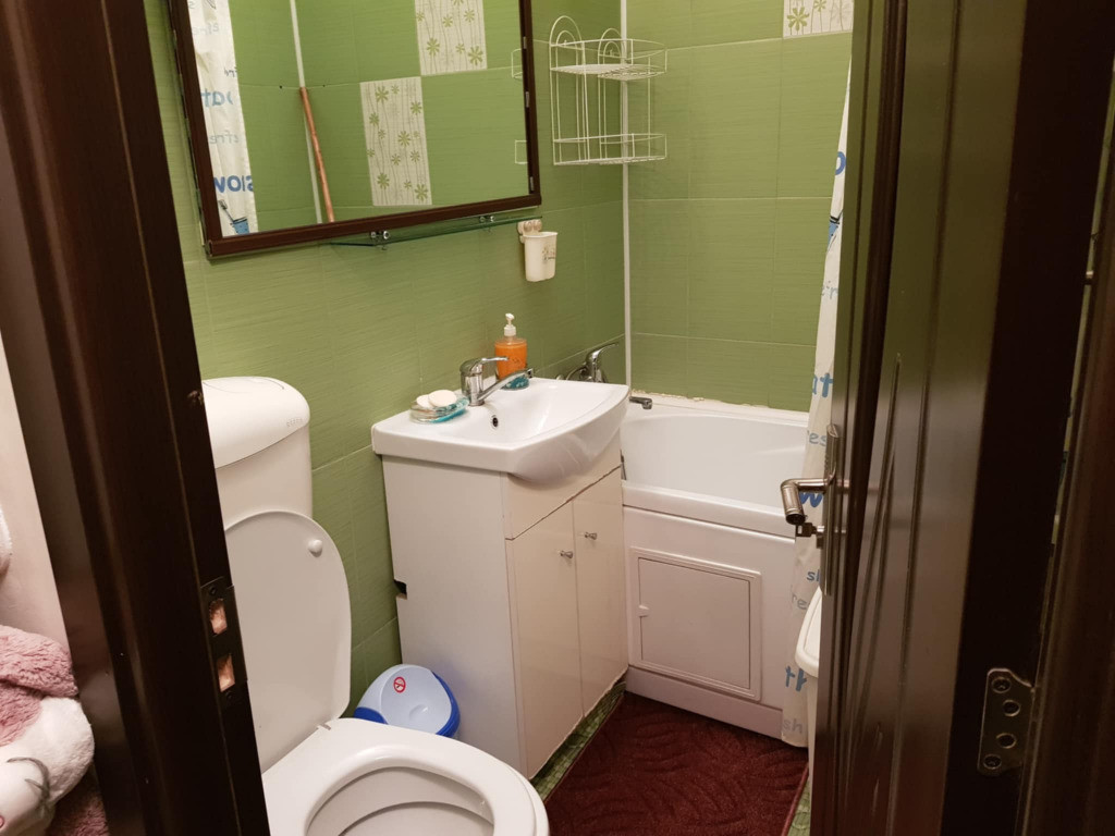 Apartament 2 camere zona TRACTORUL