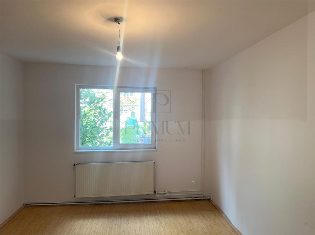 Garsoniera-renovata-Blascovici-etaj2