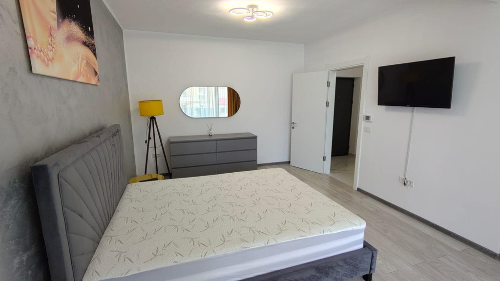 Garsoniera zona Tractorul,complex Valcom,