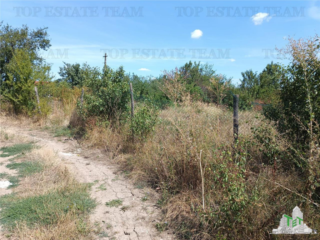 Teren intravilan in localitatea Cornetu cu deschidere mare,