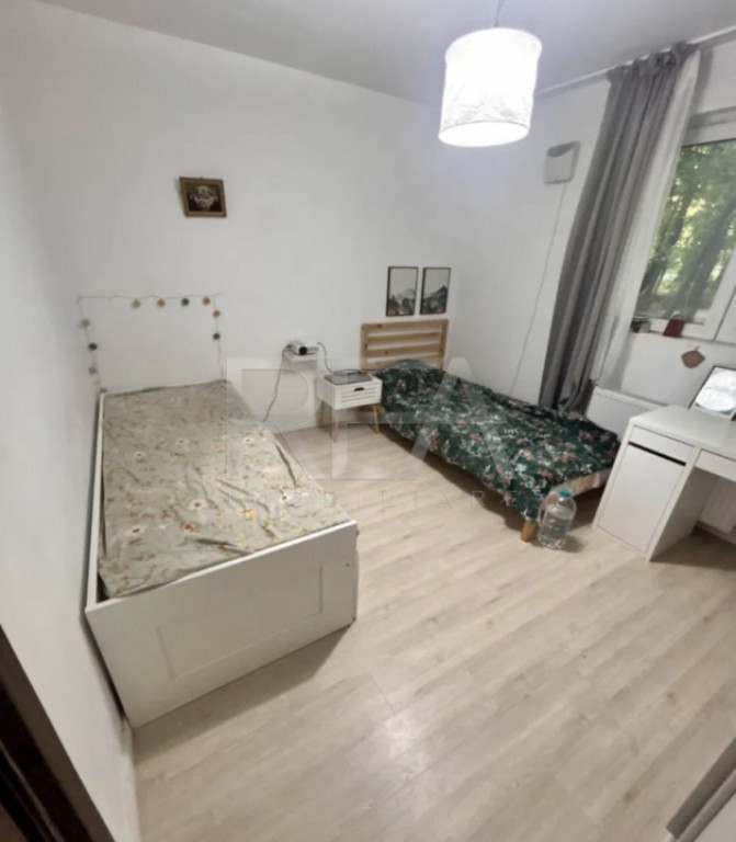 2 camere P/10, anvelopat, Drumul Taberei-Mall Plaza.