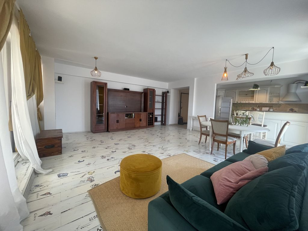 ANTIAERIANA - PENTHOUSE | Chirie 4 camere + 2 locuri de p...