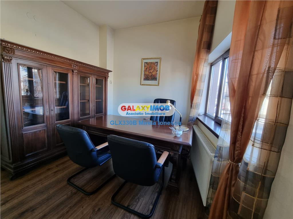 Vila zona Mihai Bravu