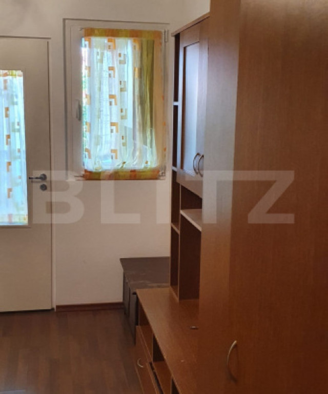 Garsoniera superba, 25 mp, zona Tractoru