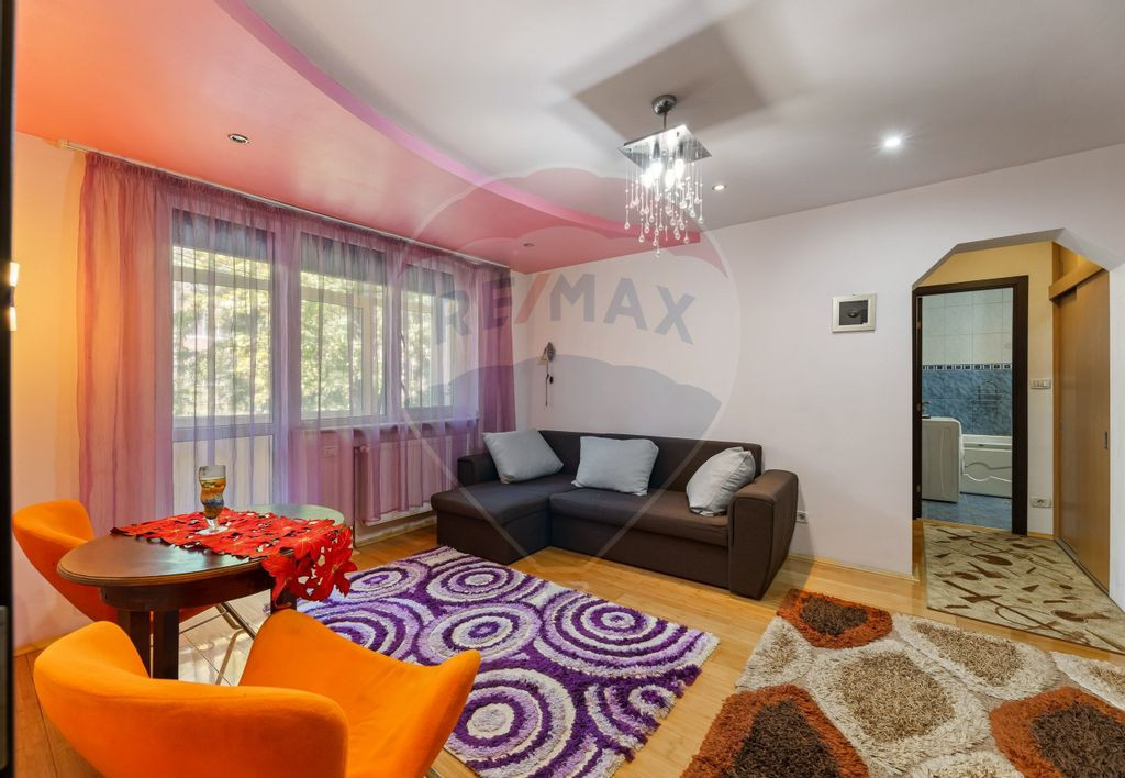 Apartament cu 2 camere de închiriat, Central – Podgoria