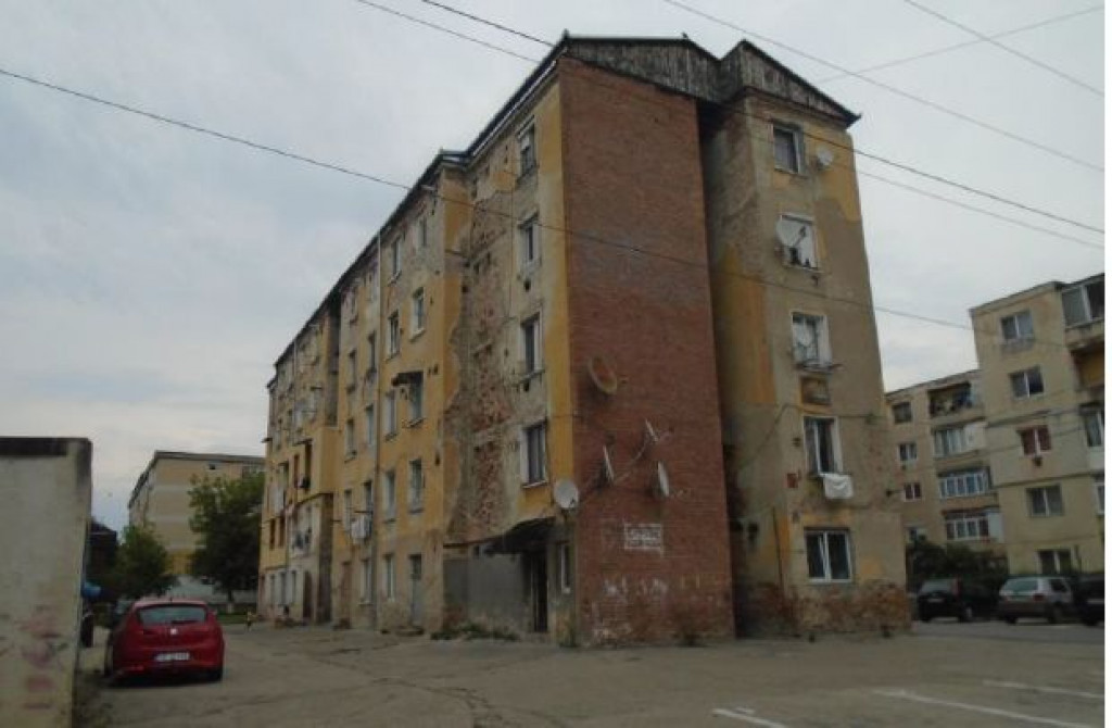 Garsoniera-Oras Calan, judetul Hunedoara