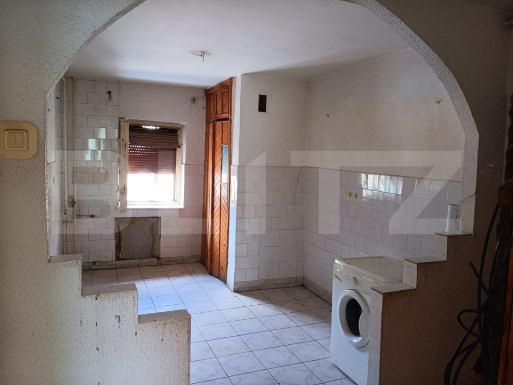 Apartament cu 3 camere, 63 mp, etaj 2, zona Micro 3