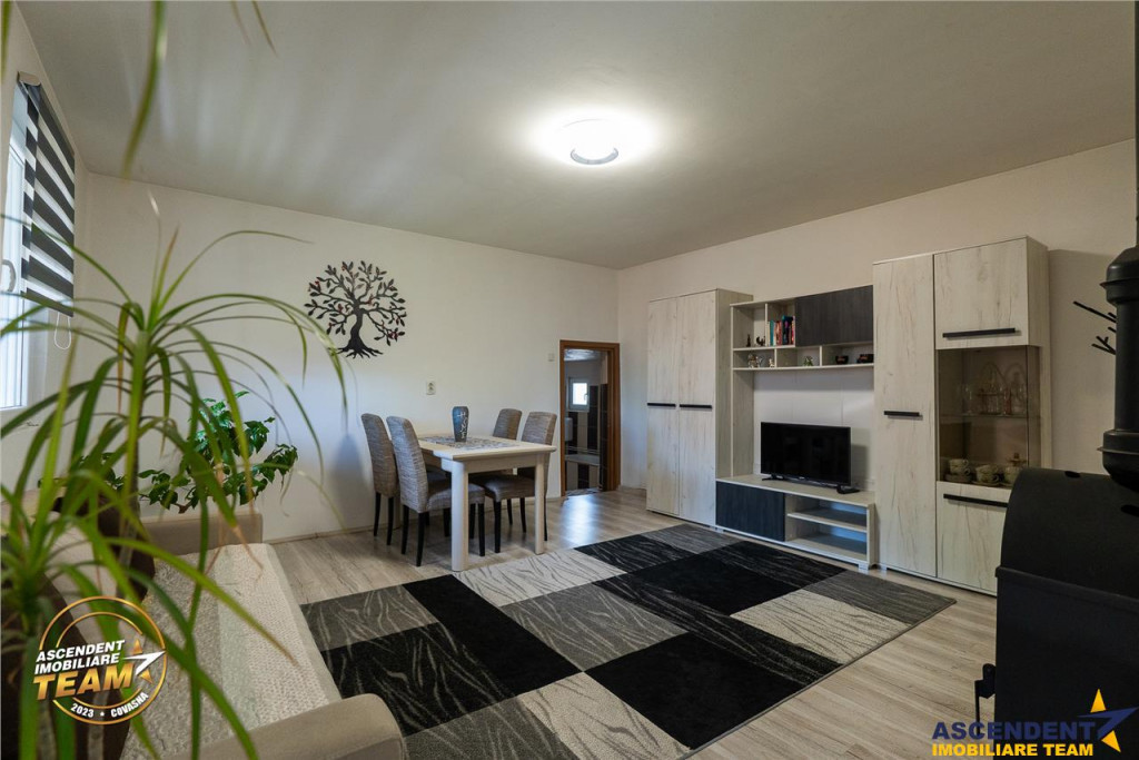 FILM! Casa individuala,cu 4 camere,1.200mp teren,priveliste