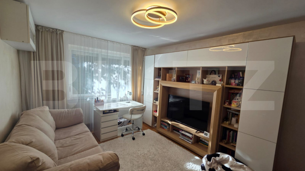 Apartament 3 camere, parter, 60 mp utili - Zona Rovine