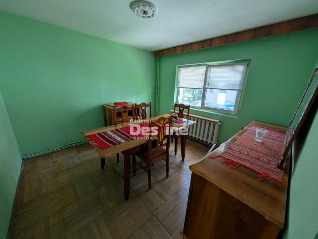 CUG - Apartament 4 camere decomandat 80MP parter - Tudor Nec