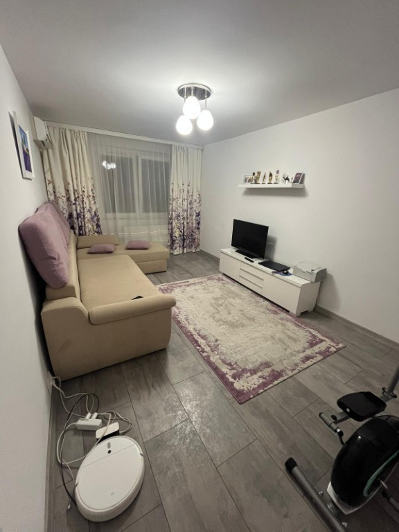 Apartament 3 camere Aparatorii Patriei Sector 4