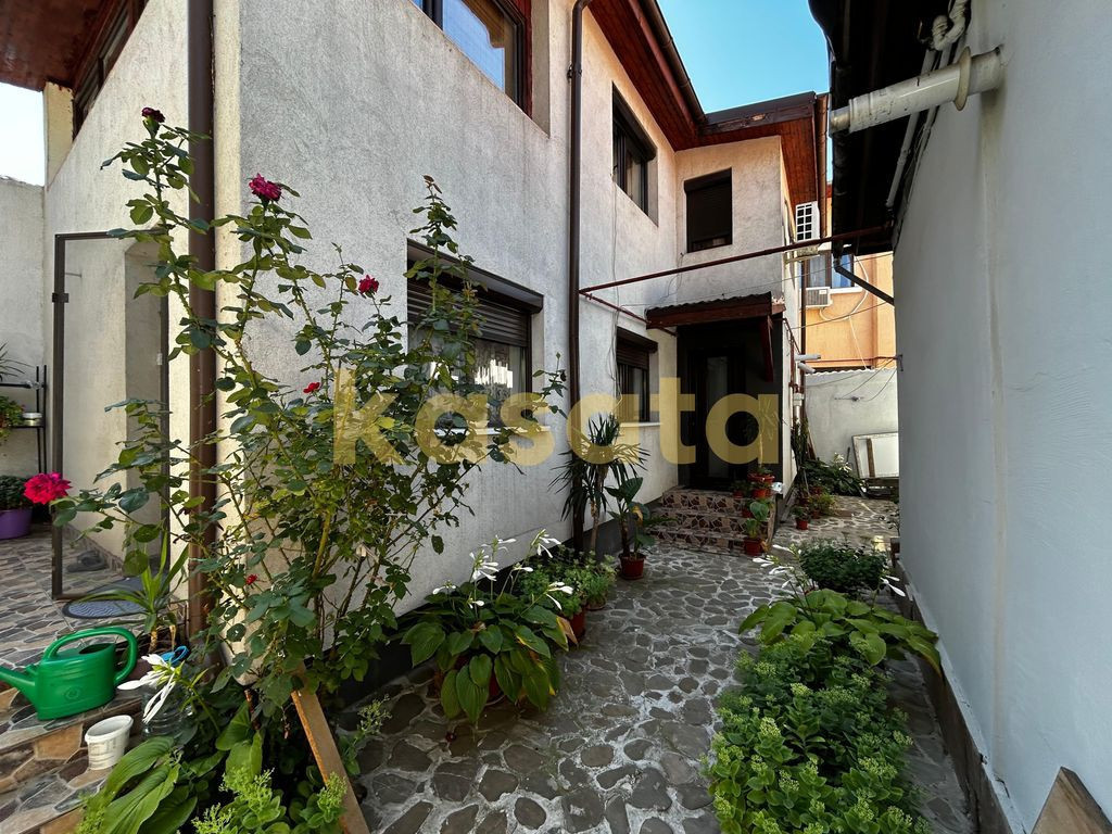 Dorobanti | Casă 3 camere de închiriat – 120 mp utili