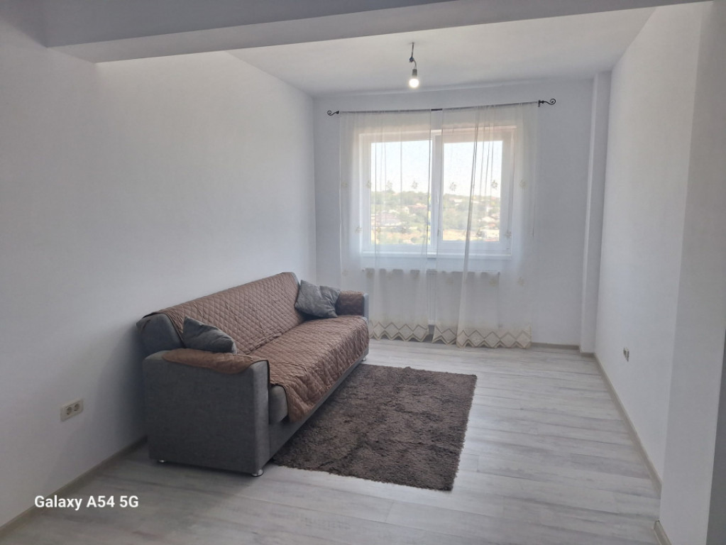 370 euro! Ap 2 cam , bloc nou, et 2