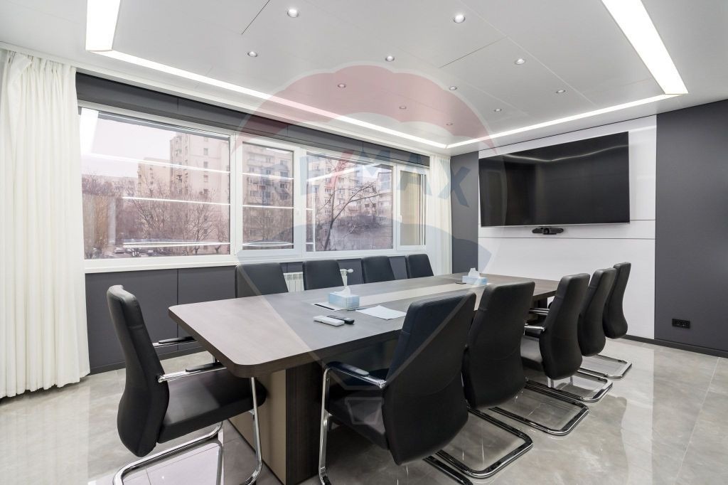 Spațiu de birouri amenajat in cladire noua -etaj complet...