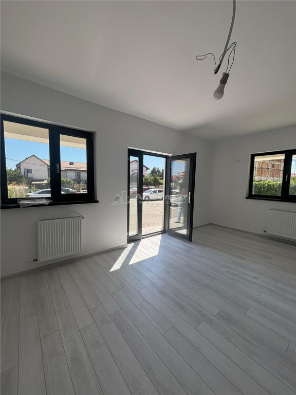 Spatiu versatil, Sos. Alexandriei (99D Residence)