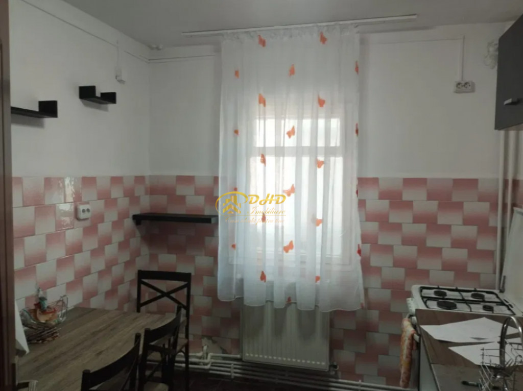 NICOLINA, AP 2 cam, 390 usor negociabil