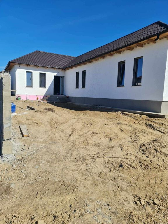 Casa Noua de Vanzare – Sat Costi, la doar 7 km de Galati