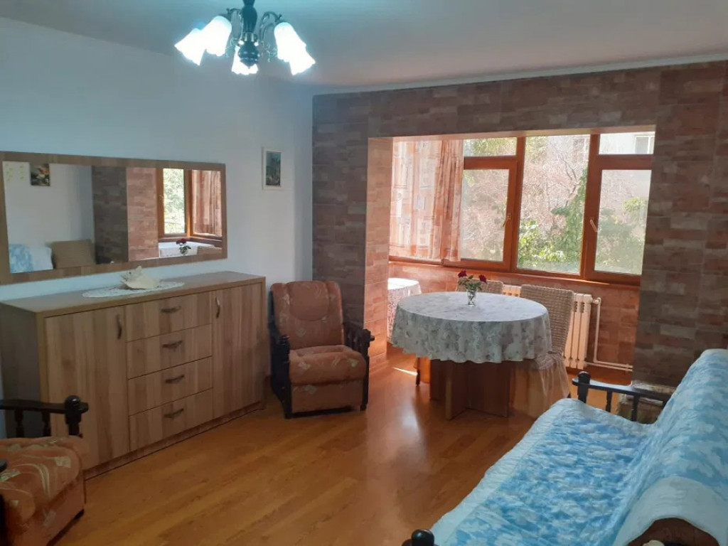 Apartament 3 camere de închiriat în Tomis Nord, aproape de