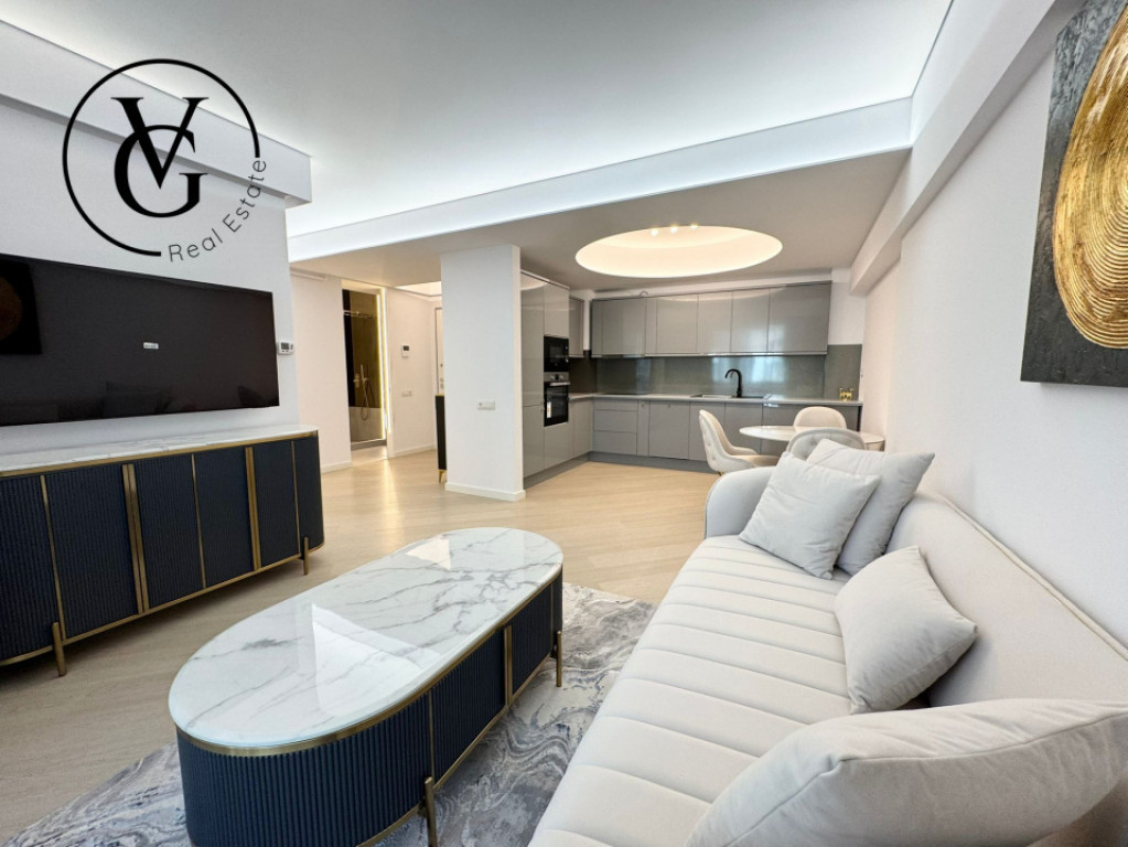 Apartament 3 camere Cortina North + Parcare