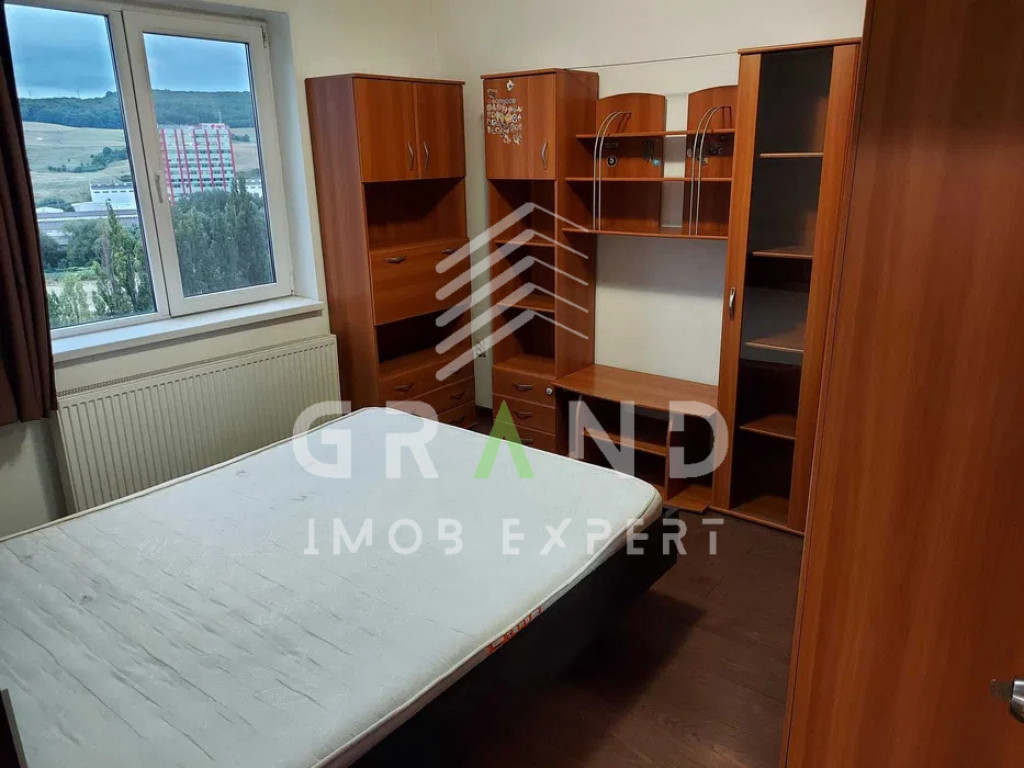 Apartament de inchiriat in Baciu, 2 camere, lift, etaj 5, co