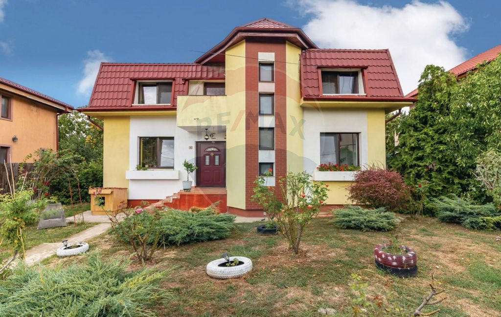 Casă / Vilă de vanzare in Mogosoaia, langa lac si padure