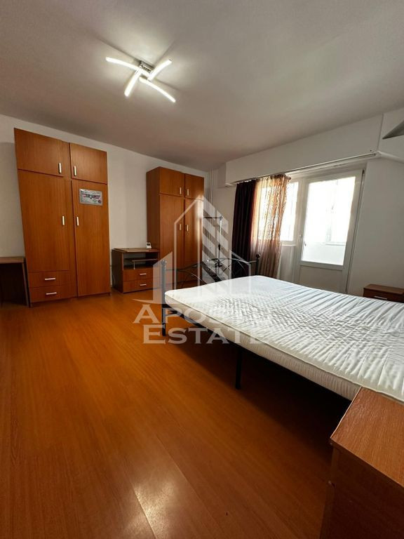 Apartament 1 camera, 35 mp, Zona Steaua, etaj 2/4, centra...