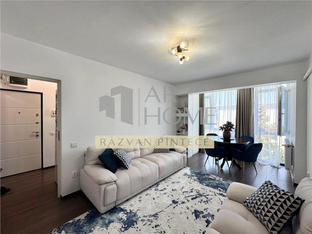 Apartament 4 camere, de lux, renovat, zona Malu Rosu, Ploie