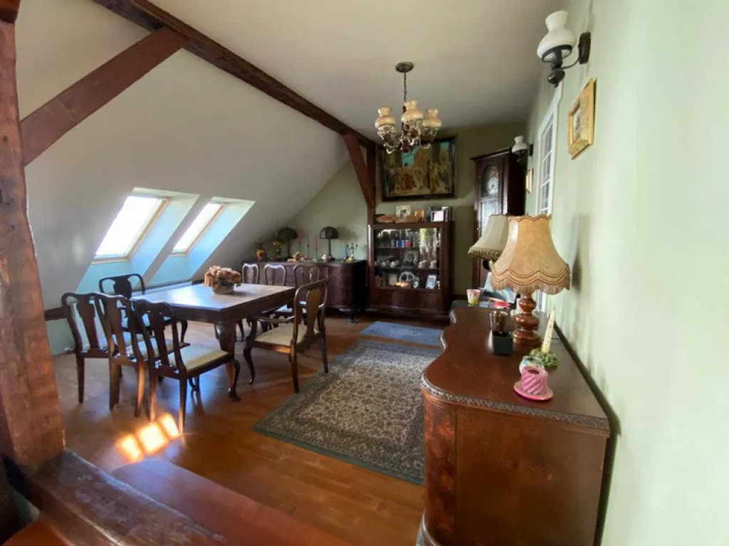 Inchiriez ap. 5 cam. zona Ultra. - ID : RH-27760-property