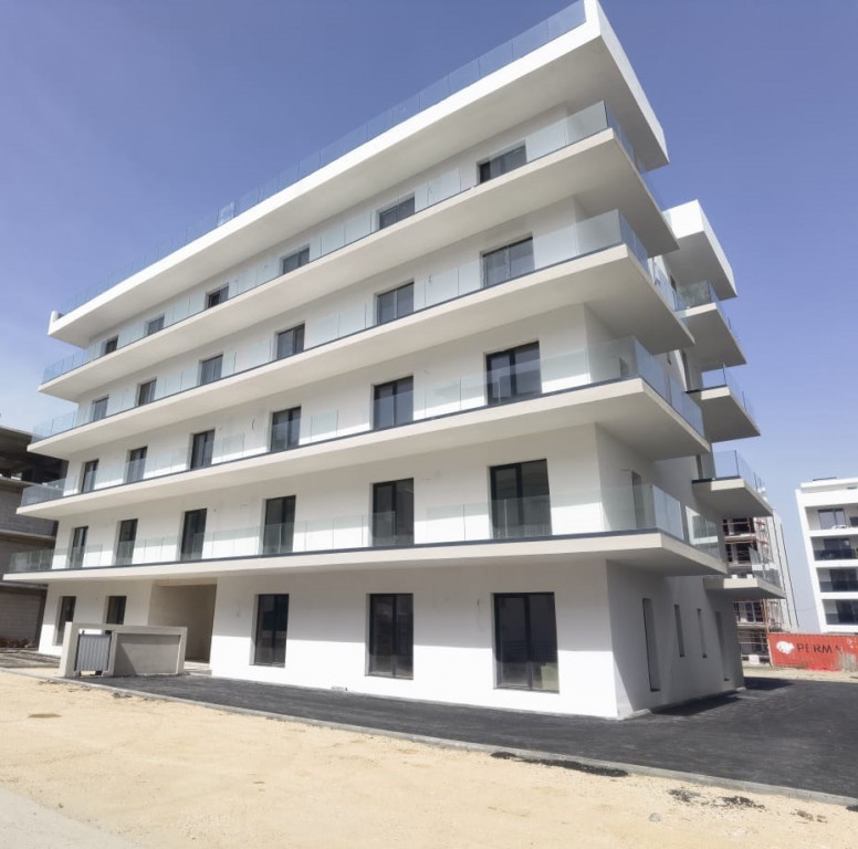 Mamaia Sat apartamente langa Mare zona Club Nautic,la cheie