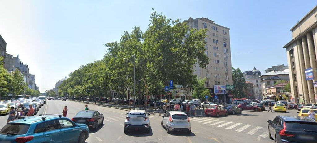 Piata Romana 16 mp inchiriat vad comercial