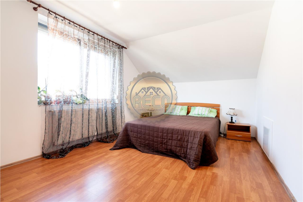 RECO Casa Santandrei central, P M, 5 camere, 2 bai