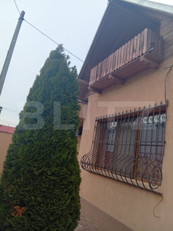 Casa individuala 4 camere, suprafata utila 240mp, teren 526m