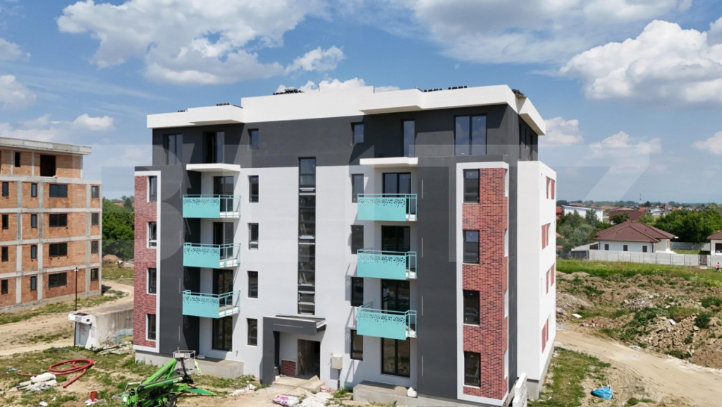 Apartament de vanzare, cu 3 camere, 48 mp, zona Micro 14