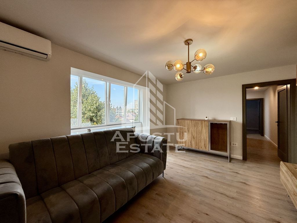 Apartament 3 camere, renovat, etaj 3, centrala, Complexul...