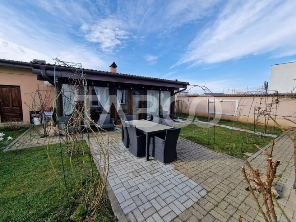 Casa individuala de vanzare 4 camere 184 mp utili zona Mihai