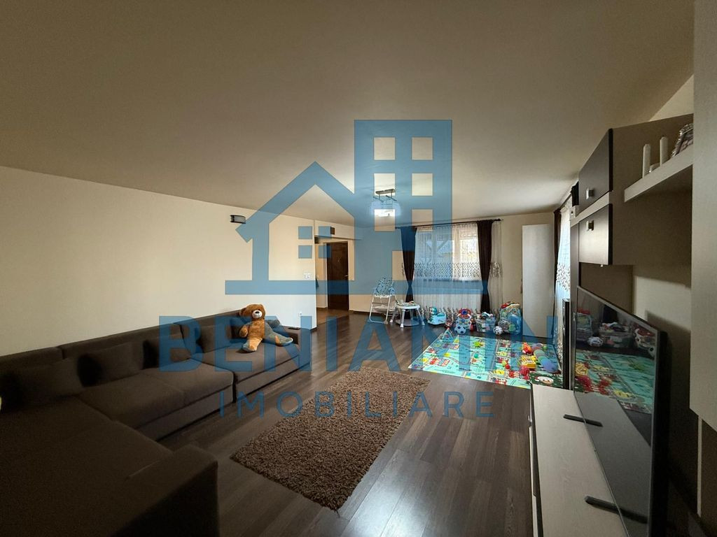 Casa P+1-cu 3 dormitoare-2 bai-Living-Bucatarie-Bariera V...