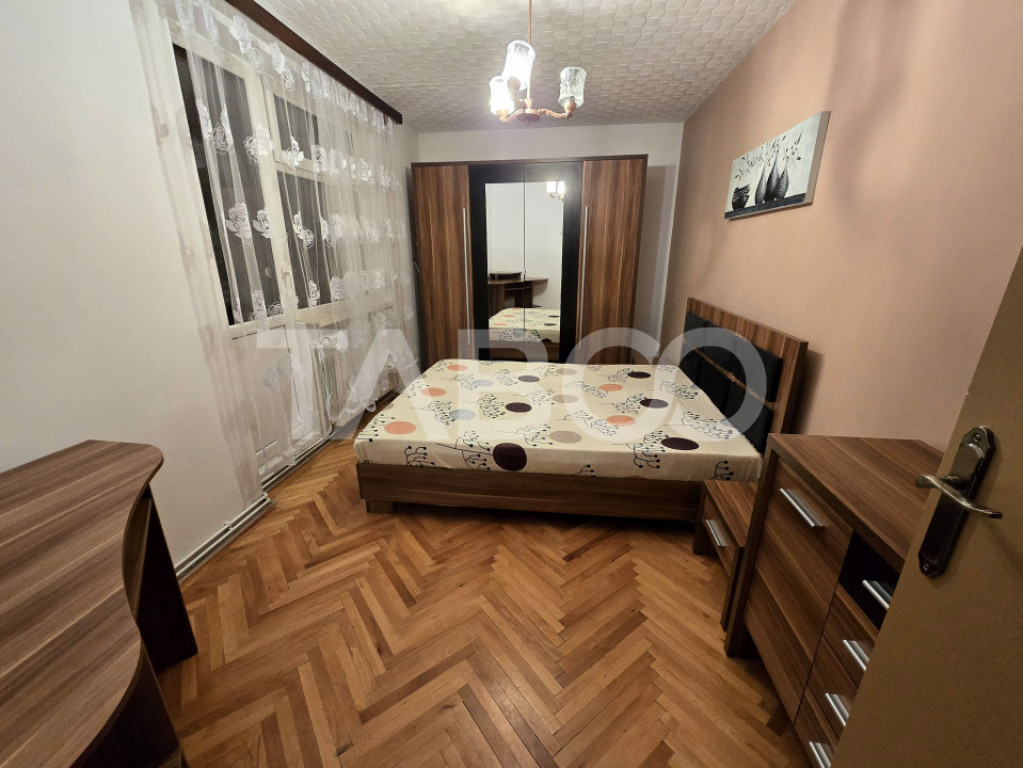 Apartament cu 2 camere, 40 mp - zona Vasile Aaron