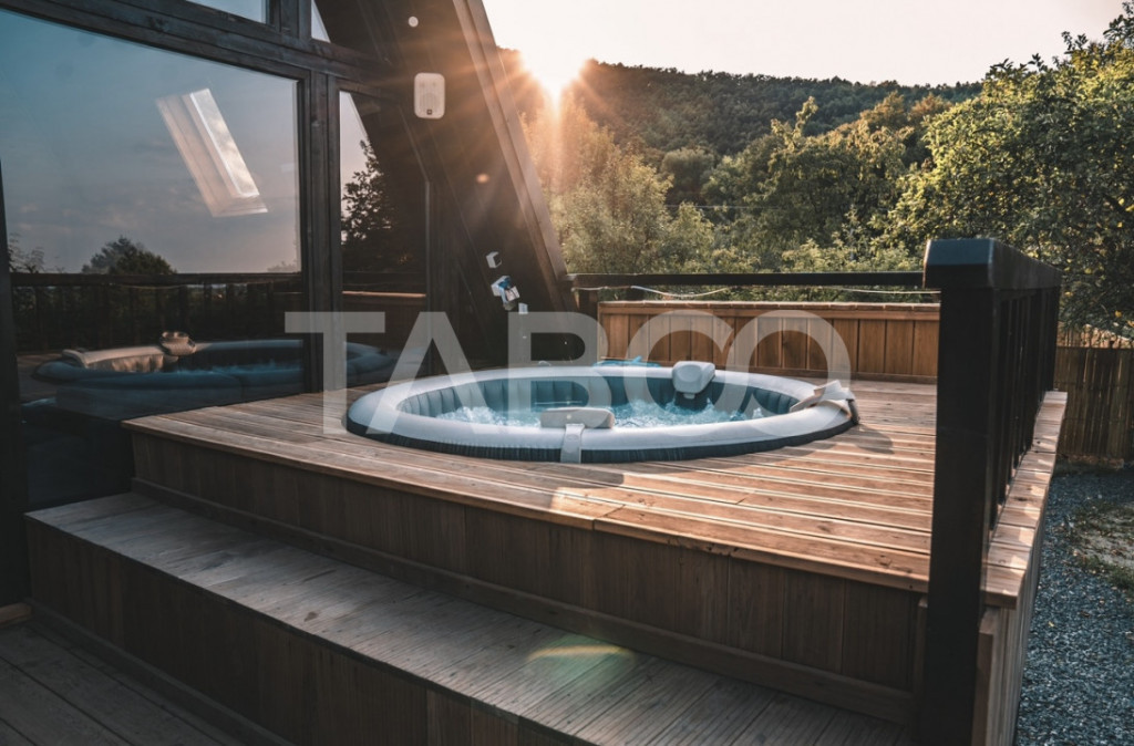 Casa de vacanta de vanzare 1000 mp teren in Tocile Sibiu