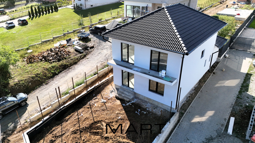 Casa individuala 130mp la Alb interior si cheie exterior in